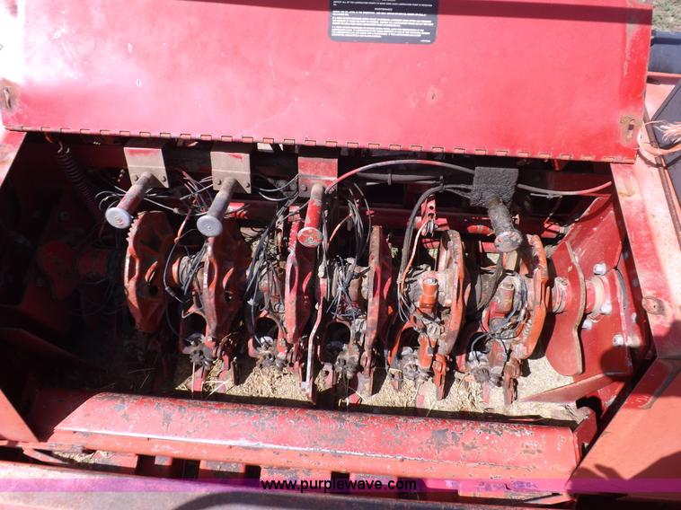 image for item H9147 Case IH 8580 square baler