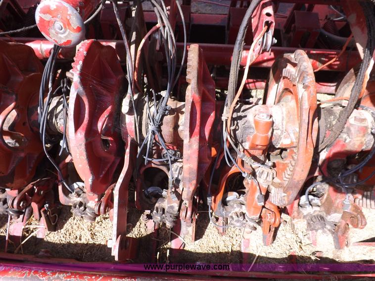 image for item H9147 Case IH 8580 square baler