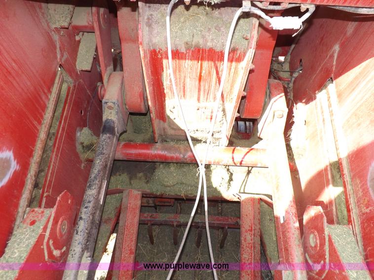 image for item H9147 Case IH 8580 square baler