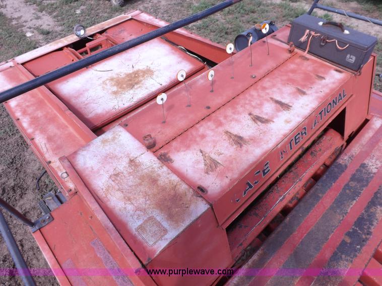 image for item H9147 Case IH 8580 square baler