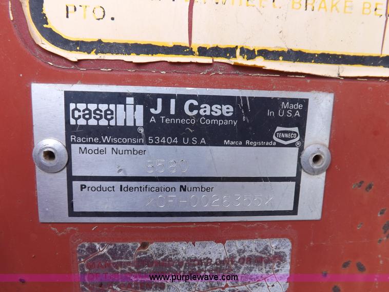 image for item H9147 Case IH 8580 square baler