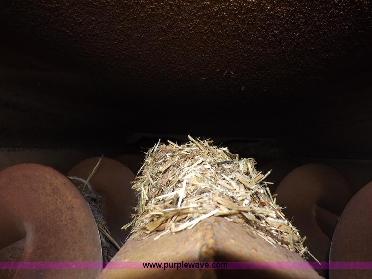 image for item H9162 HayBuster 1000 Big Bite bale processor