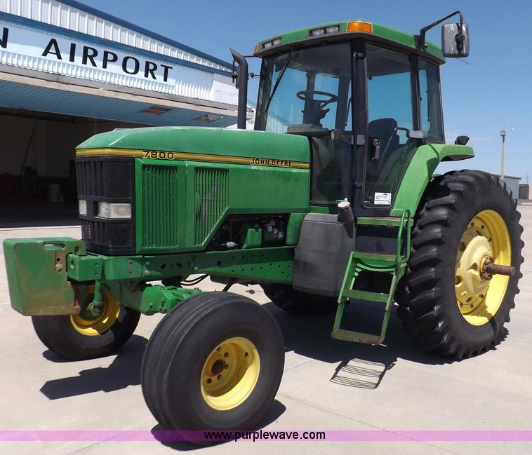 image for item H9165 1994 John Deere 7800 tractor