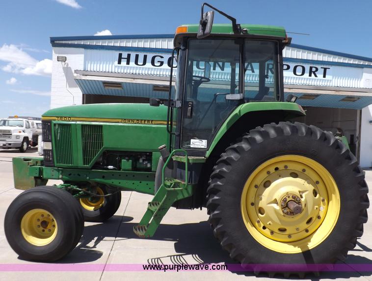 image for item H9165 1994 John Deere 7800 tractor