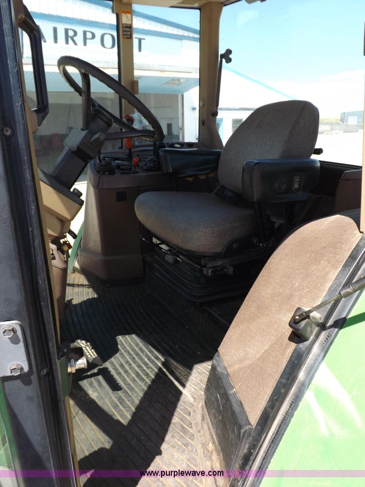 image for item H9165 1994 John Deere 7800 tractor