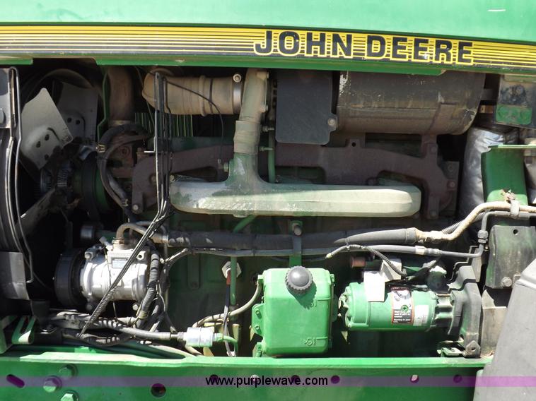 image for item H9165 1994 John Deere 7800 tractor