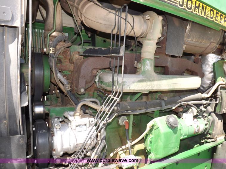 image for item H9165 1994 John Deere 7800 tractor