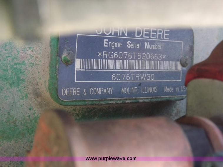 image for item H9165 1994 John Deere 7800 tractor