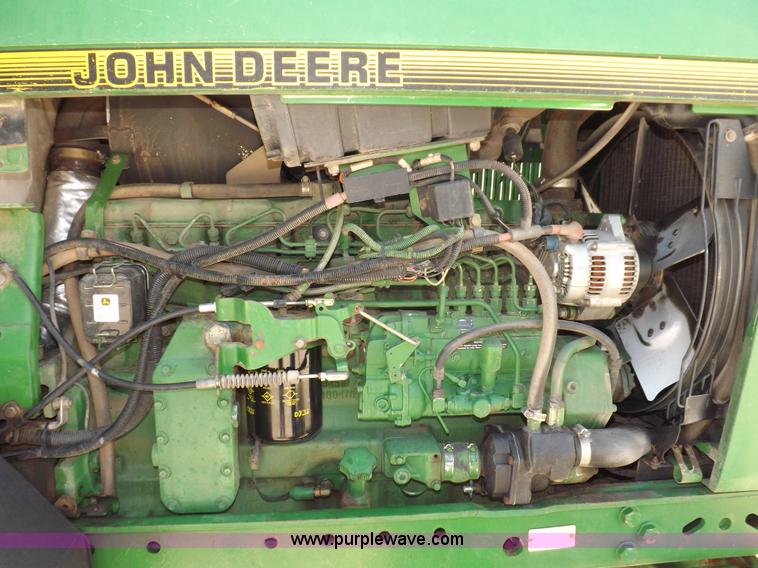 image for item H9165 1994 John Deere 7800 tractor