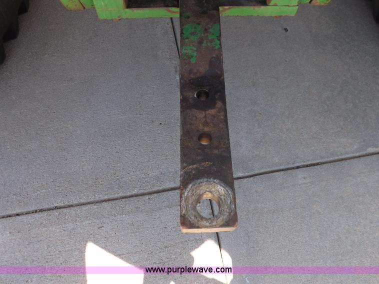 image for item H9165 1994 John Deere 7800 tractor