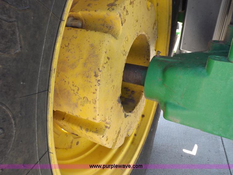 image for item H9165 1994 John Deere 7800 tractor