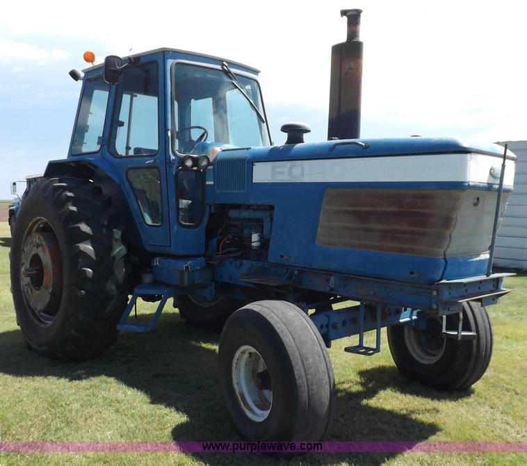 image for item H9169 Ford TW25 tractor