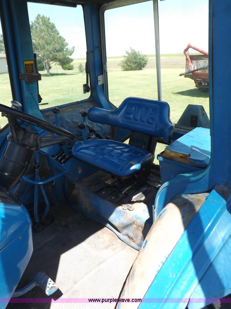 image for item H9169 Ford TW25 tractor