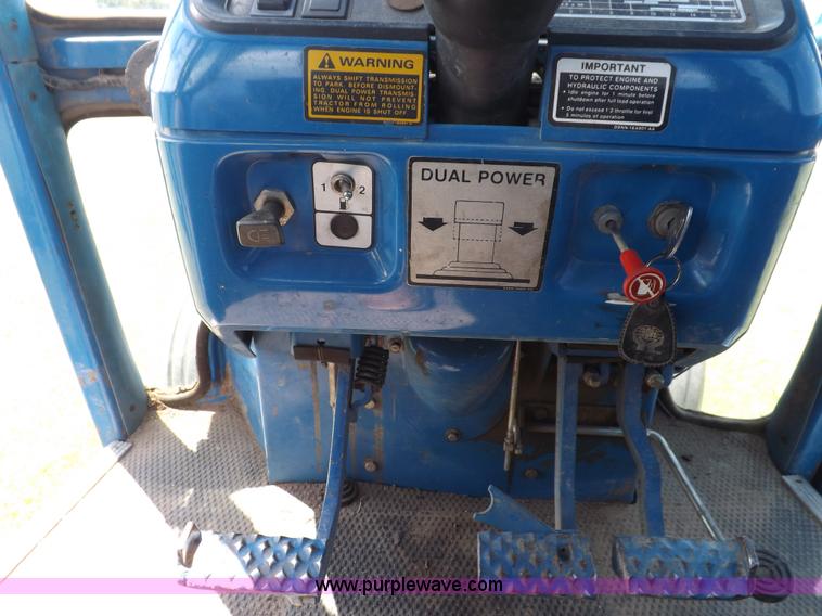 image for item H9169 Ford TW25 tractor