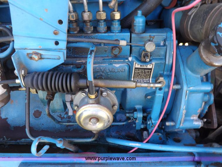 image for item H9169 Ford TW25 tractor