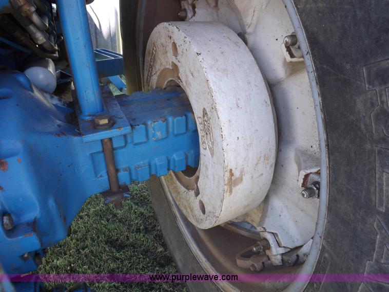 image for item H9169 Ford TW25 tractor
