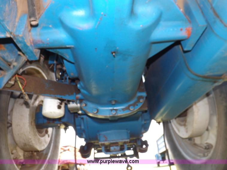 image for item H9169 Ford TW25 tractor