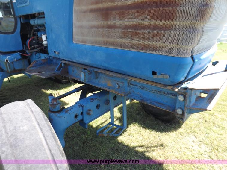 image for item H9169 Ford TW25 tractor