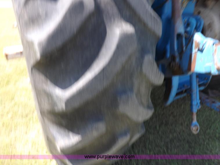 image for item H9169 Ford TW25 tractor