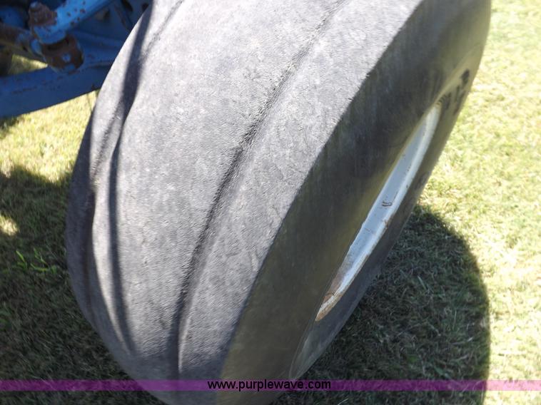 image for item H9169 Ford TW25 tractor