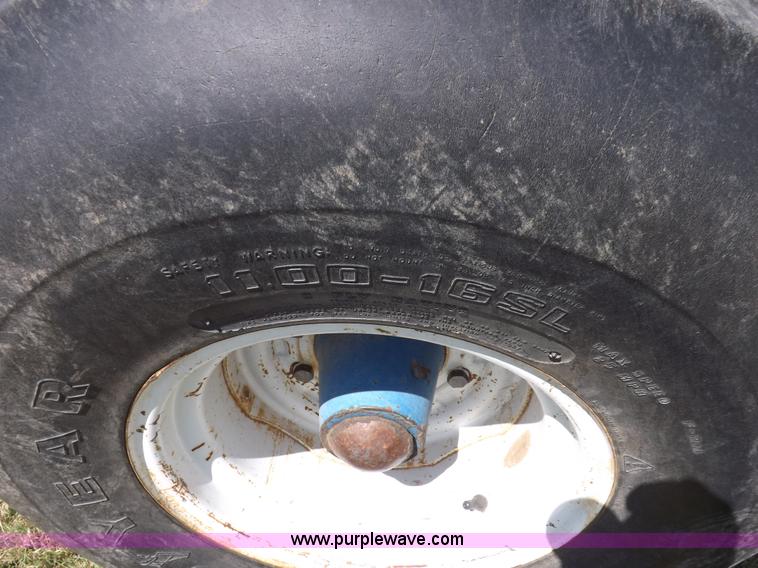 image for item H9169 Ford TW25 tractor