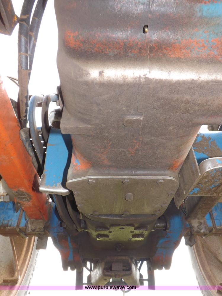 image for item H9177 1969 Ford 5000 tractor