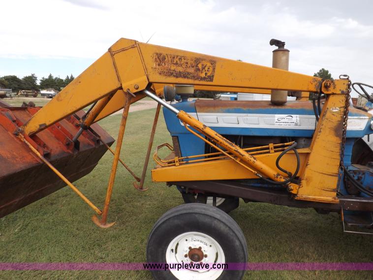 image for item H9177 1969 Ford 5000 tractor