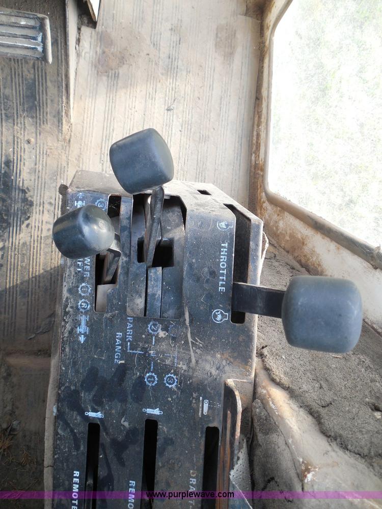 image for item I3421 1976 Case 1570 Spirit of 76 tractor