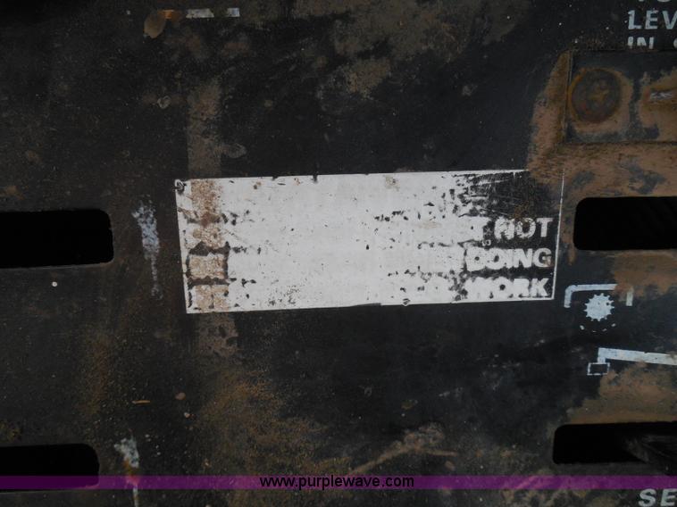 image for item I3421 1976 Case 1570 Spirit of 76 tractor