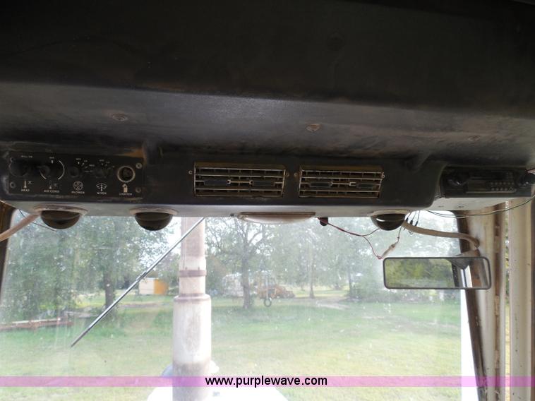 image for item I3421 1976 Case 1570 Spirit of 76 tractor