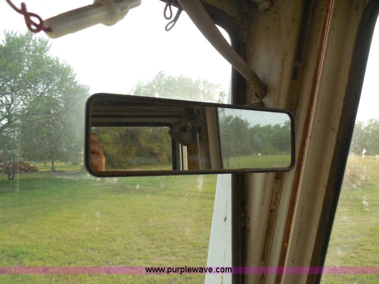 image for item I3421 1976 Case 1570 Spirit of 76 tractor