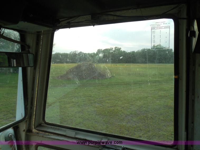 image for item I3421 1976 Case 1570 Spirit of 76 tractor