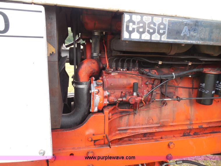 image for item I3421 1976 Case 1570 Spirit of 76 tractor