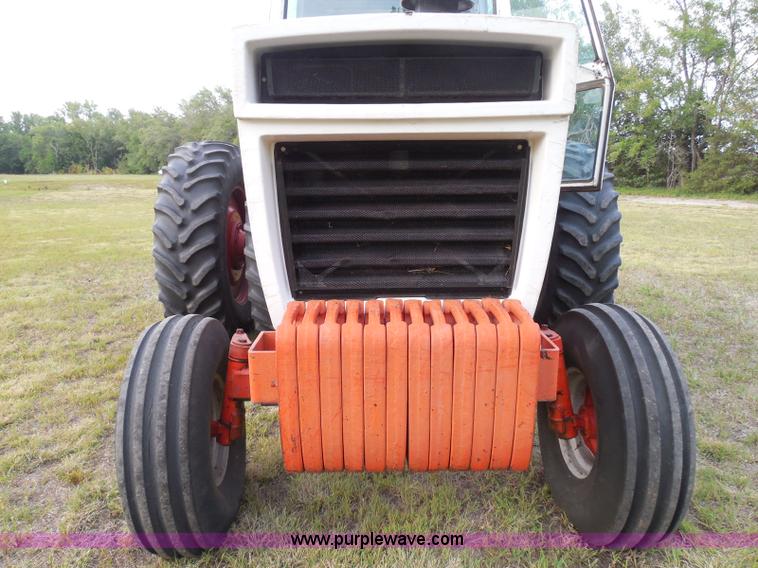 image for item I3421 1976 Case 1570 Spirit of 76 tractor