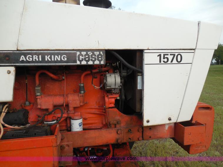 image for item I3421 1976 Case 1570 Spirit of 76 tractor