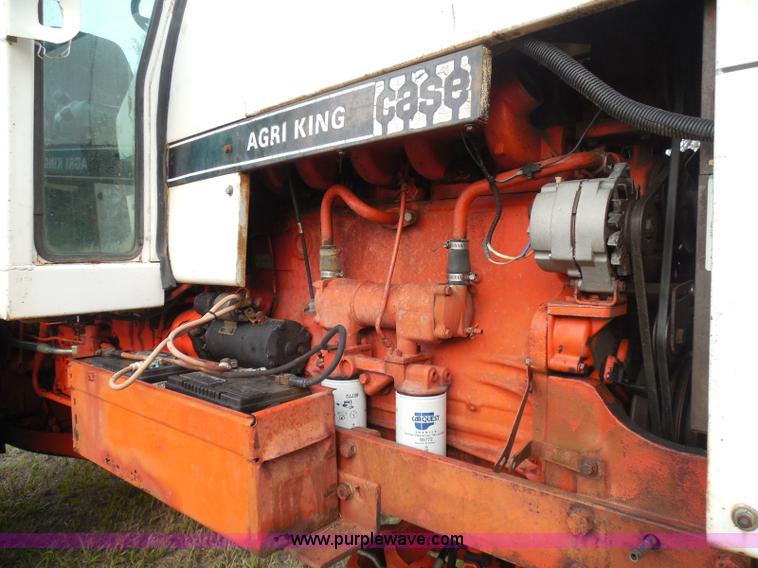 image for item I3421 1976 Case 1570 Spirit of 76 tractor