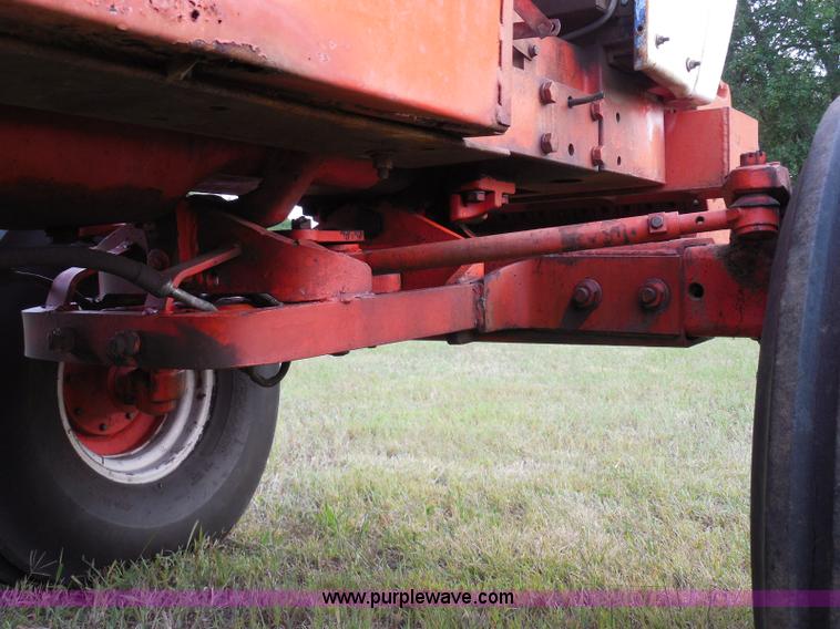 image for item I3421 1976 Case 1570 Spirit of 76 tractor