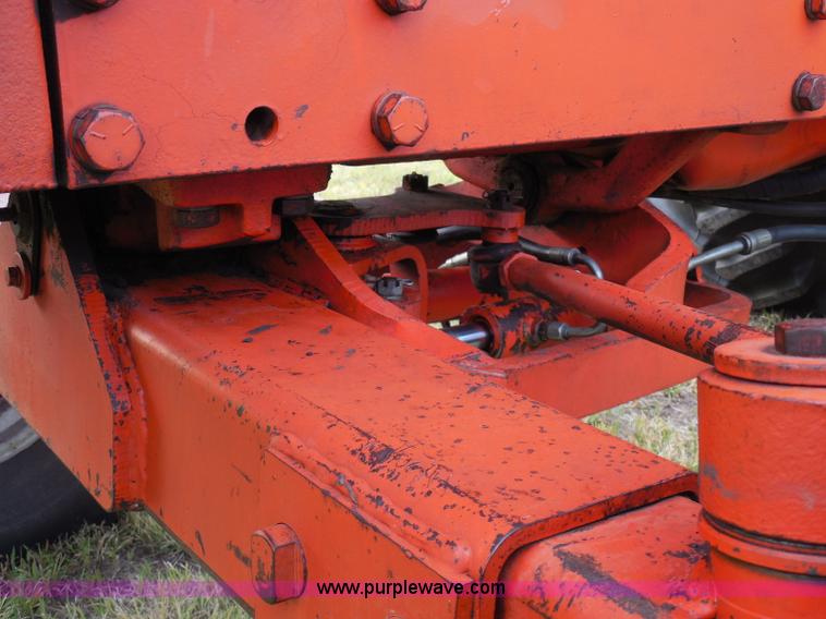 image for item I3421 1976 Case 1570 Spirit of 76 tractor