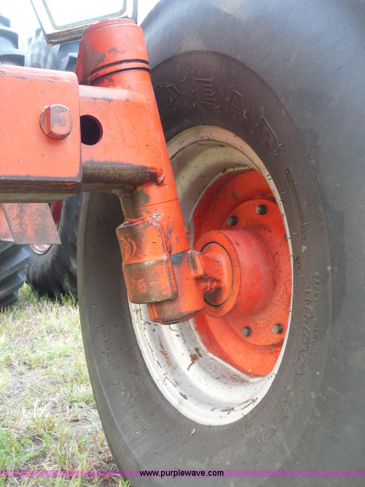 image for item I3421 1976 Case 1570 Spirit of 76 tractor