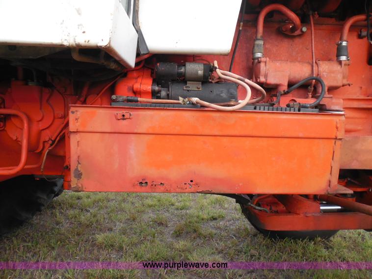 image for item I3421 1976 Case 1570 Spirit of 76 tractor