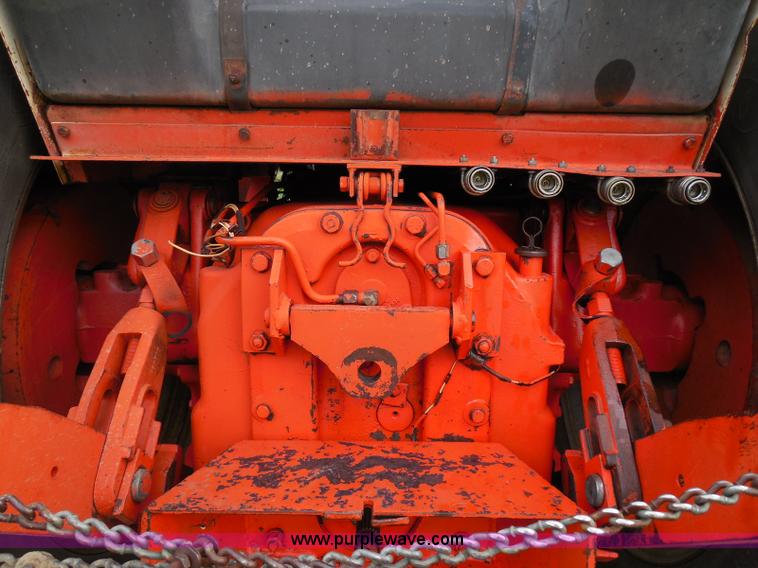 image for item I3421 1976 Case 1570 Spirit of 76 tractor