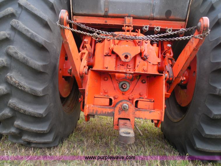 image for item I3421 1976 Case 1570 Spirit of 76 tractor