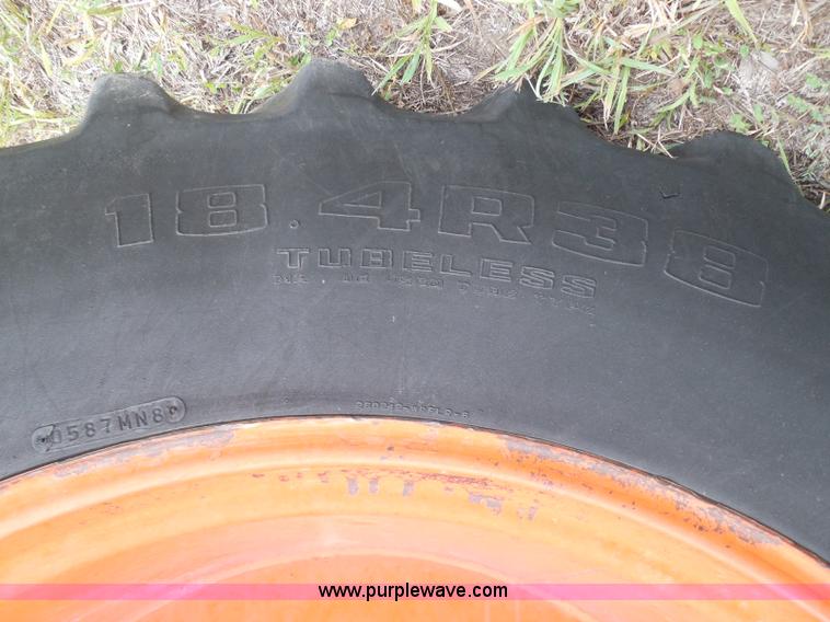 image for item I3421 1976 Case 1570 Spirit of 76 tractor