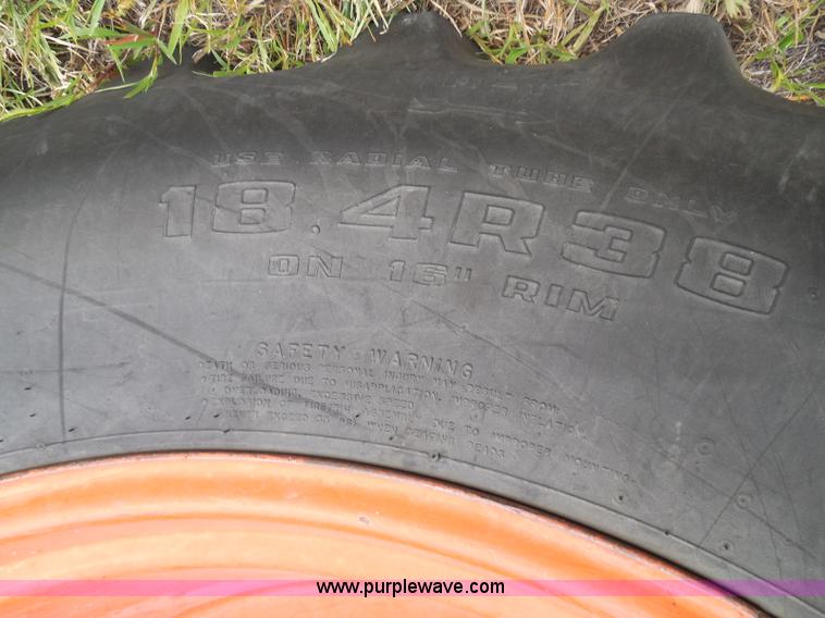 image for item I3421 1976 Case 1570 Spirit of 76 tractor