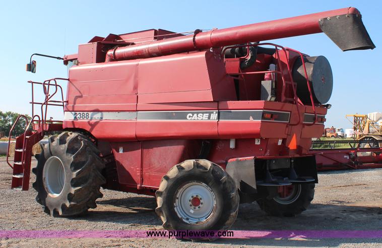 image for item I5751 1998 Case IH 2388 RWA combine