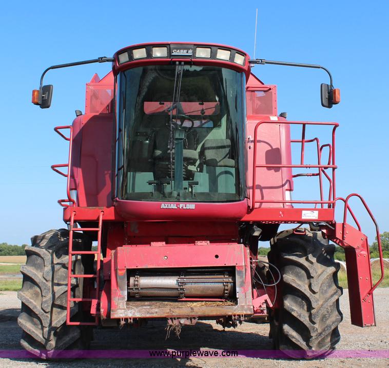 image for item I5751 1998 Case IH 2388 RWA combine