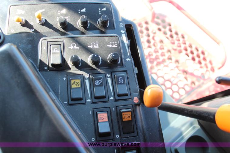 image for item I5751 1998 Case IH 2388 RWA combine