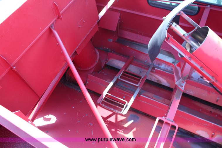 image for item I5751 1998 Case IH 2388 RWA combine