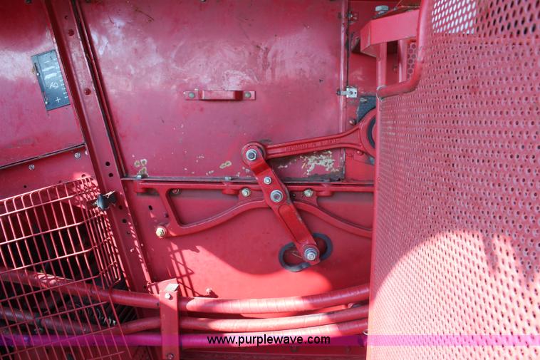 image for item I5751 1998 Case IH 2388 RWA combine