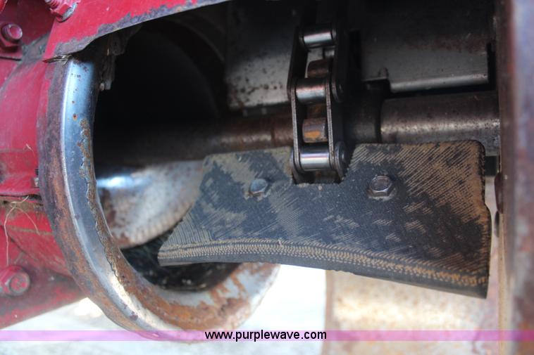 image for item I5751 1998 Case IH 2388 RWA combine